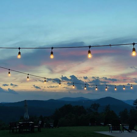 A Suite With A View + Wine Mount Airy Buitenkant foto